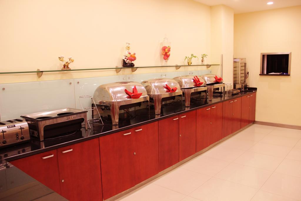 Hanting Express Shanghai Guangda Exterior foto
